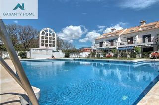 Casa adosada en venta en Zona Sohail en Fuengirola