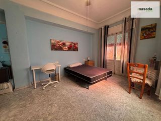 Piso en alquiler en Centro - Sagrario en Granada