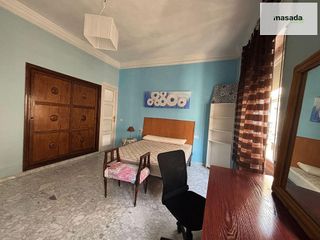 Piso en alquiler en Centro - Sagrario en Granada