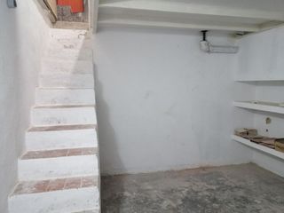 Local comercial en alquiler en La Plana en Esplugues de Llobregat