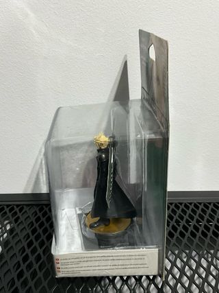 Amiibo Nintendo Super Smash Bros. Cloud No. 58