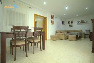 Chalet en venta en Olivenza