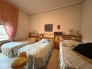 Casa en venta en Novelda