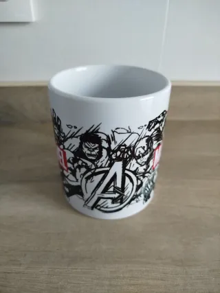 Taza Marvel