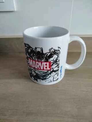 Taza Marvel