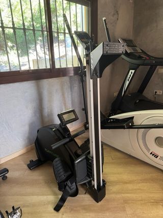 Máquina de remo Tunturi R20 COMPETENCE plegable