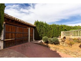 Chalet en venta en Padul