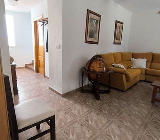Casa adosada en venta en Padul