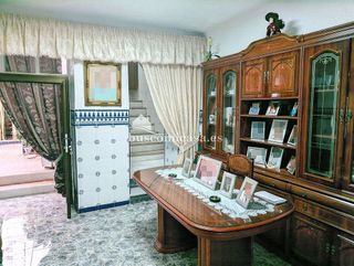 Casa adosada en venta en Belén - San Roque en Jaén