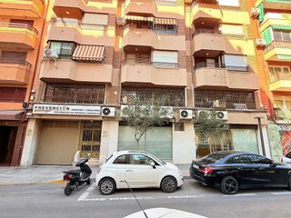 Oficina en venta en Benalúa en Alicante