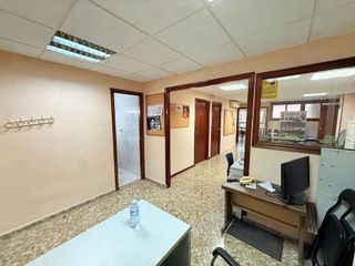 Oficina en venta en Benalúa en Alicante