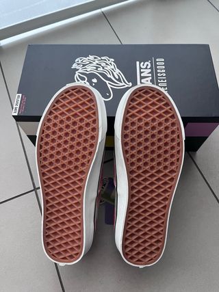 Zapatillas Vans Edición Limitada Talla 37