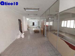 Local comercial en venta en Milán - Pumarín - Teatinos en Oviedo