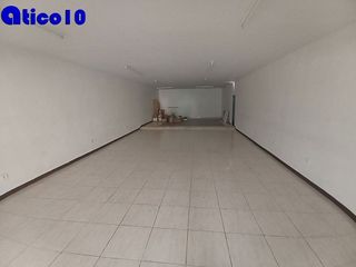 Local comercial en venta en Milán - Pumarín - Teatinos en Oviedo