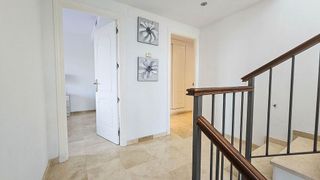 Casa pareada en venta en Puerto de la Duquesa en Manilva