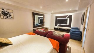 Casa pareada en venta en Puerto de la Duquesa en Manilva