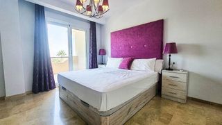 Casa pareada en venta en Puerto de la Duquesa en Manilva