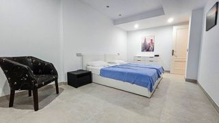 Casa pareada en venta en Puerto de la Duquesa en Manilva