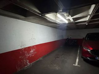 Garaje en alquiler en Lucero en Madrid