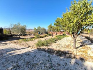 Chalet en venta en Yecla