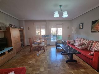 Casa pareada en venta en La Vega - Oteruelo en León