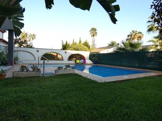 Chalet en venta en Curva - Heliópolis en Benicasim/Benicàssim