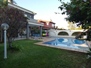 Chalet en venta en Curva - Heliópolis en Benicasim/Benicàssim