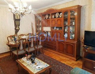 Piso en venta en El Polígono en Gijón