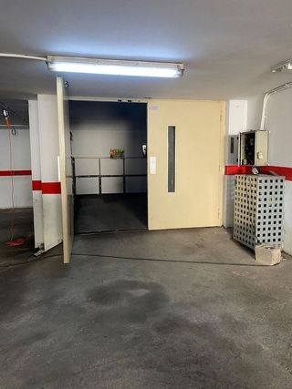 Garaje en venta en Natzaret en Valencia