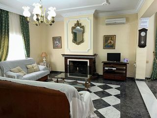 Chalet en venta en Núcleo Urbano en Chiclana de la Frontera