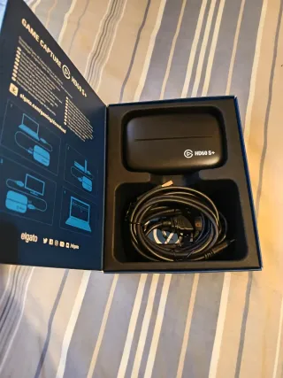 Capturadora Elgato HD60 S+