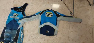 Traje térmico Jetpilot azul y gris