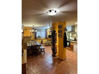 Local comercial en venta en Villamediana de Iregua