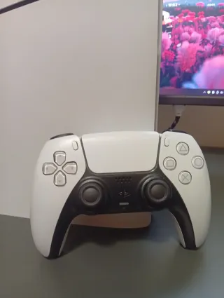 PlayStation 5 Digital 1TB + 5 Juegos