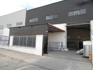 Nave industrial en venta en Bollullos de la Mitación