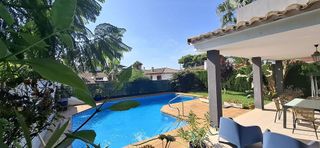 Chalet en venta en Curva - Heliópolis en Benicasim/Benicàssim