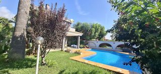 Chalet en venta en Curva - Heliópolis en Benicasim/Benicàssim