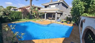 Chalet en venta en Curva - Heliópolis en Benicasim/Benicàssim