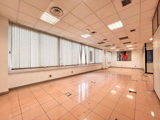 Local comercial en alquiler en Simancas en Madrid