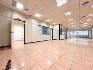 Local comercial en alquiler en Simancas en Madrid