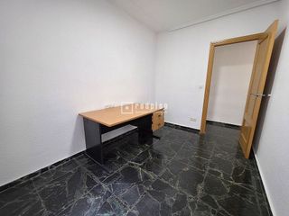 Piso en alquiler en Marxalenes en Valencia