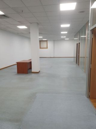 Local comercial en alquiler en Lavadores en Vigo