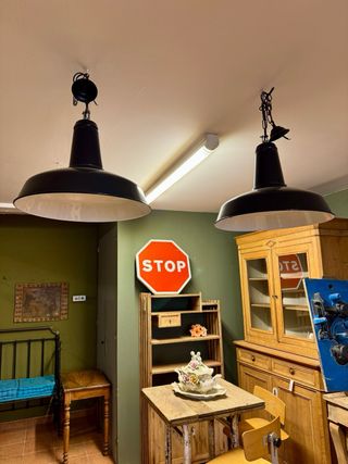 2 Grandi Lampade Industriali Antiche