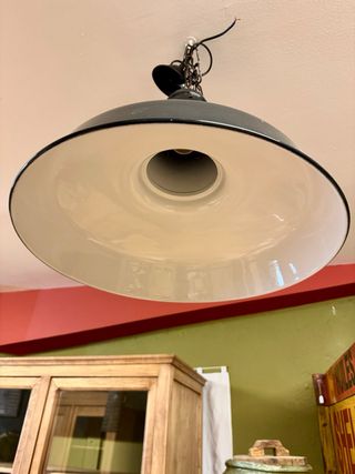 2 Grandi Lampade Industriali Antiche