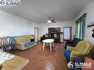 Terreno en venta en Linares