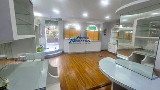 Local comercial en venta en Santa Marina - La Paz en Badajoz