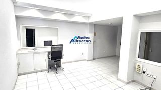Local comercial en venta en Santa Marina - La Paz en Badajoz