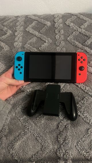 Nintendo Switch Azul y Rojo