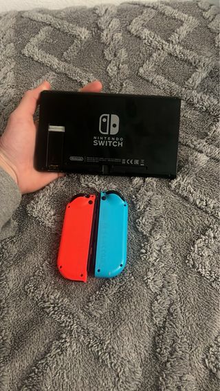 Nintendo Switch Azul y Rojo