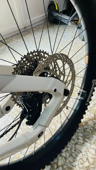 Bicicleta de Montaña Eléctrica